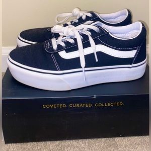 VANS PLATFORM SNEAKERS